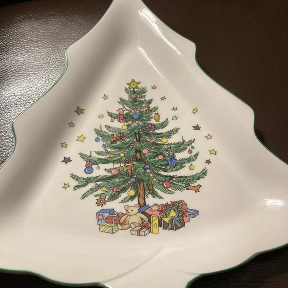 Nikko Happy Holidays Christmas Tree Shape Platter Candy Plate 11” - Picture 2 of 3